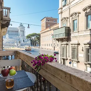 Amazing Piazza Venezia Ferienhaus Rom
